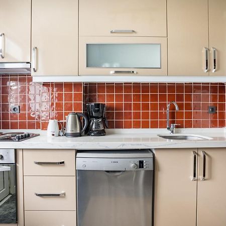 Spacious Flat Near Caddebostan Coast Lejlighed Istanbul Eksteriør billede